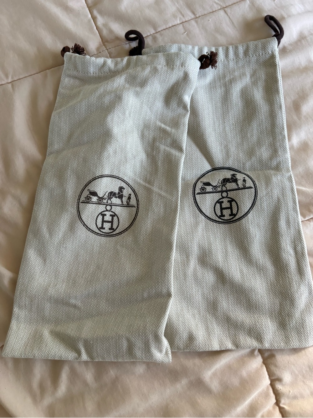 Hermès Logo Drawstring Dust Bags for shoes, 2